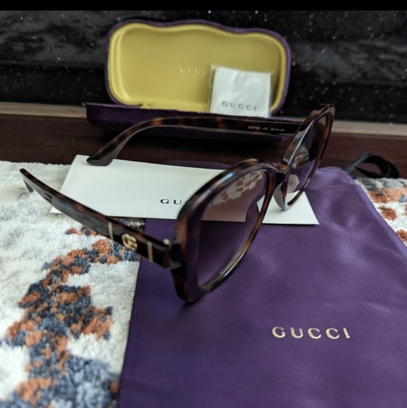 Gucci Havana Brown Sunglasses - Picture 6 of 6